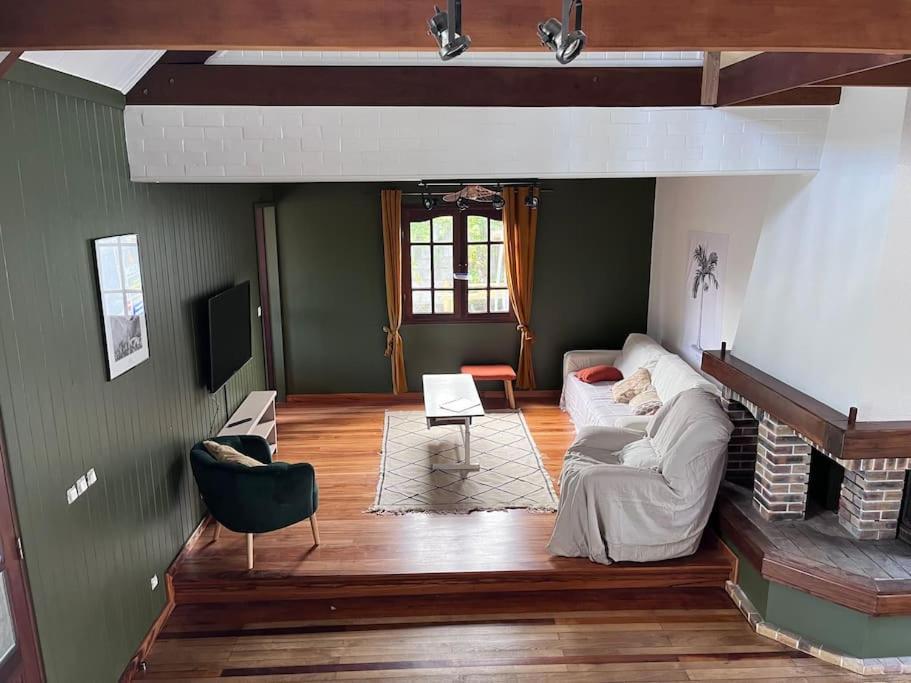 Magnifique Villa Creole Villa Ti Bout Bois Avec Cheminee Au Tevelave Les Avirons Exterior foto