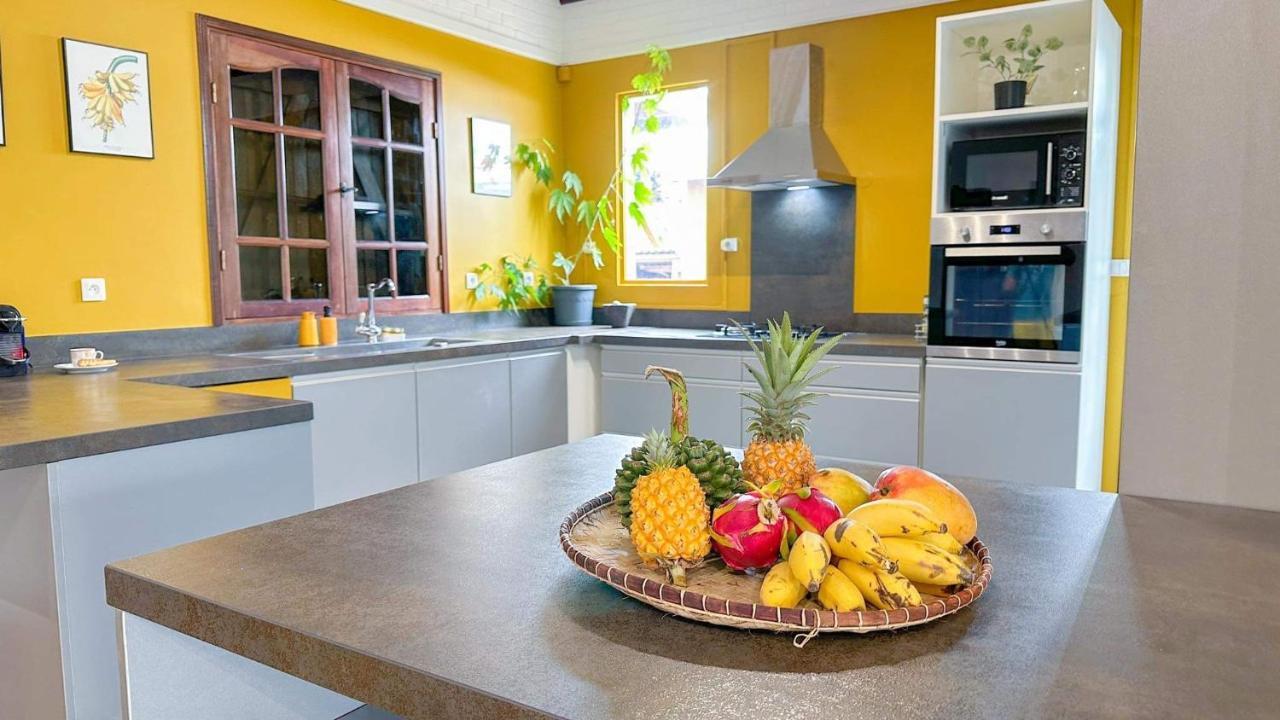 Magnifique Villa Creole Villa Ti Bout Bois Avec Cheminee Au Tevelave Les Avirons Exterior foto